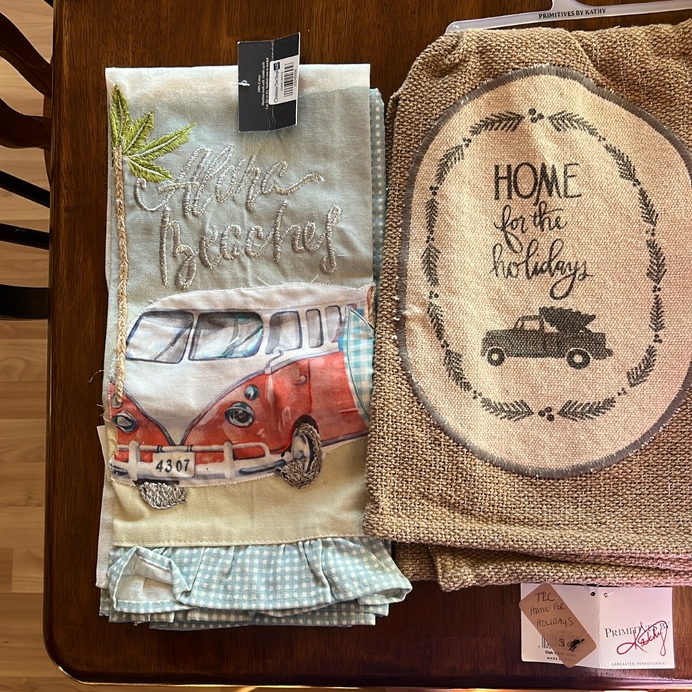 5 Kitchen towels brand new